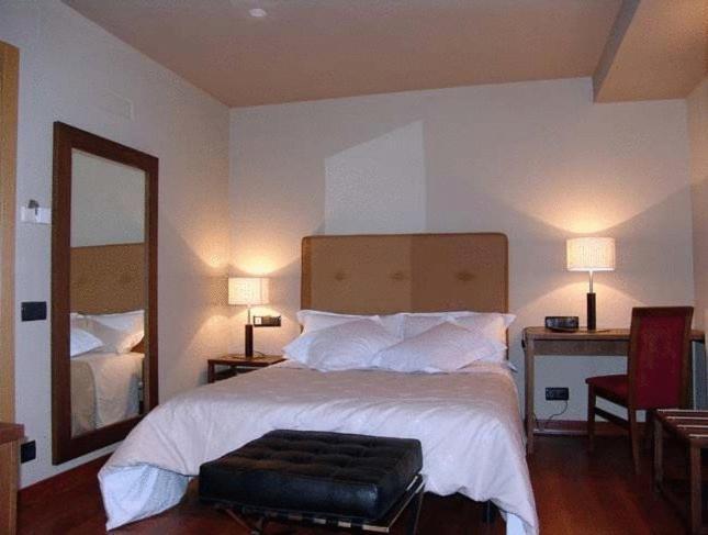 Hotel Restaurante Revestido Ескалона Номер фото