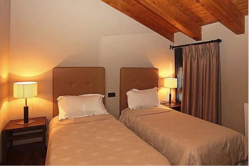 Hotel Restaurante Revestido Ескалона Номер фото